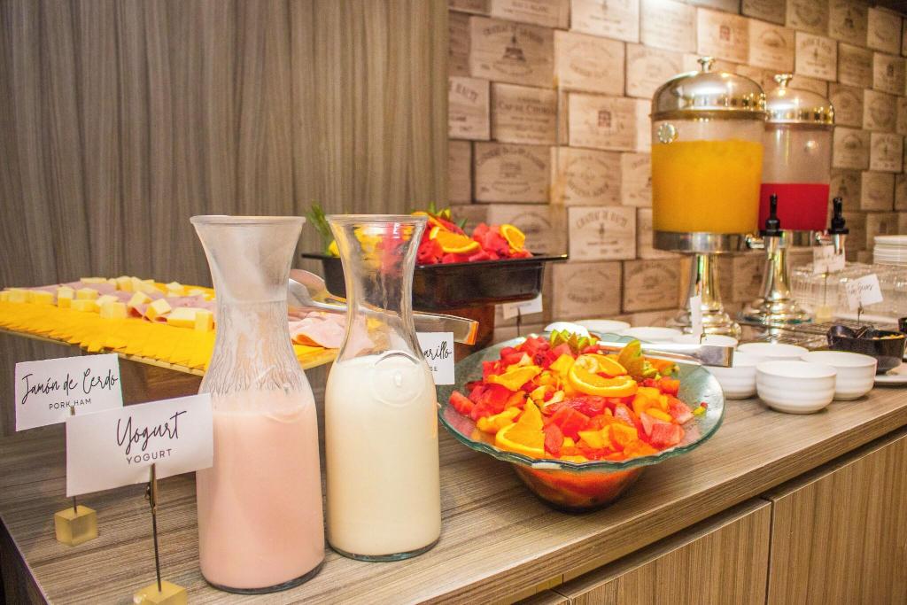 Hotel Ramada By Wyndham Panama Centro Via Argentina, Panama, Panama City. Großes 2