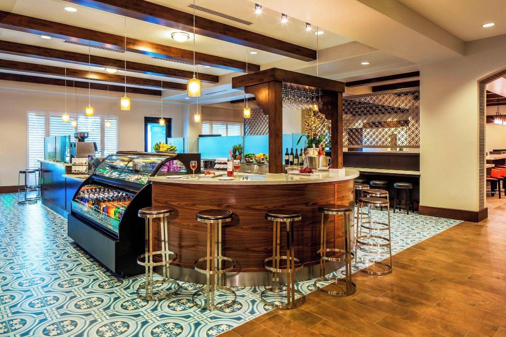 Hotel Courtyard by Marriott Anaheim Theme Park Entrance, USA, Anaheim. Großes 2