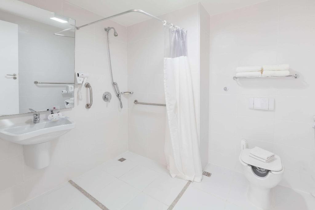 Ramada Hotel Suites Campos dos Goytacazes