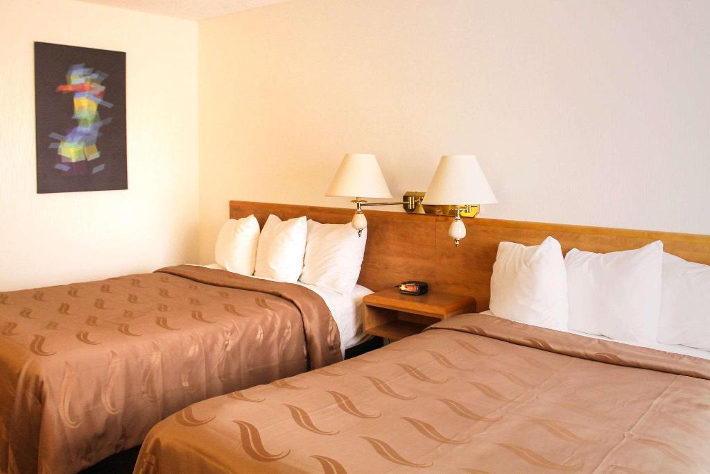 Quality Inn Arnprior