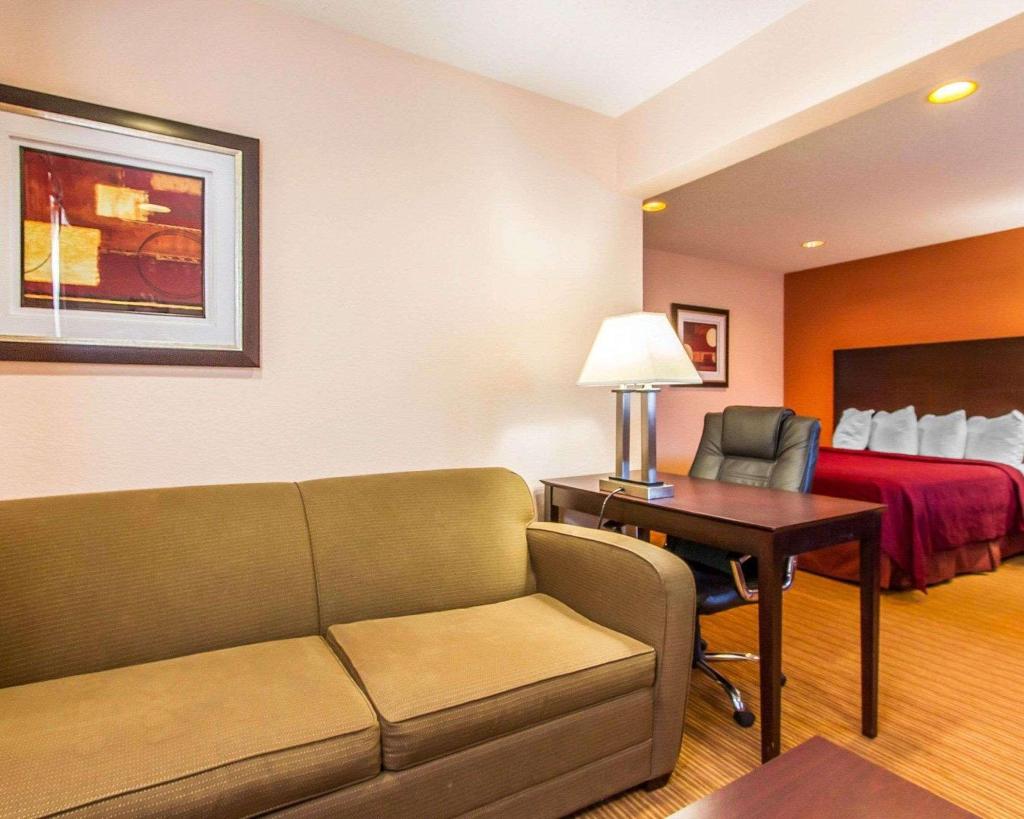 Quality Inn & Suites Ottumwa Area