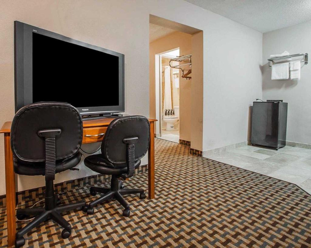 Econo Lodge Mount Laurel Area