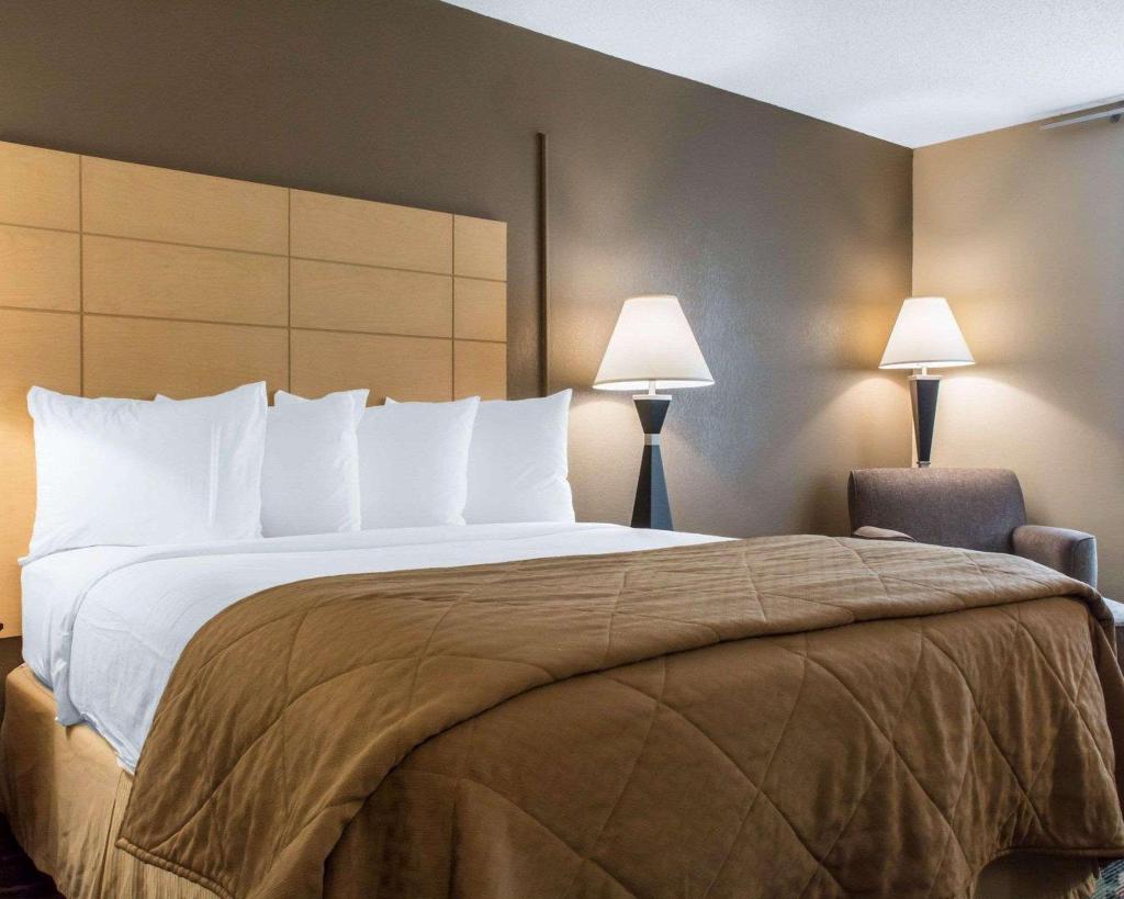Quality Inn Geneseo Area