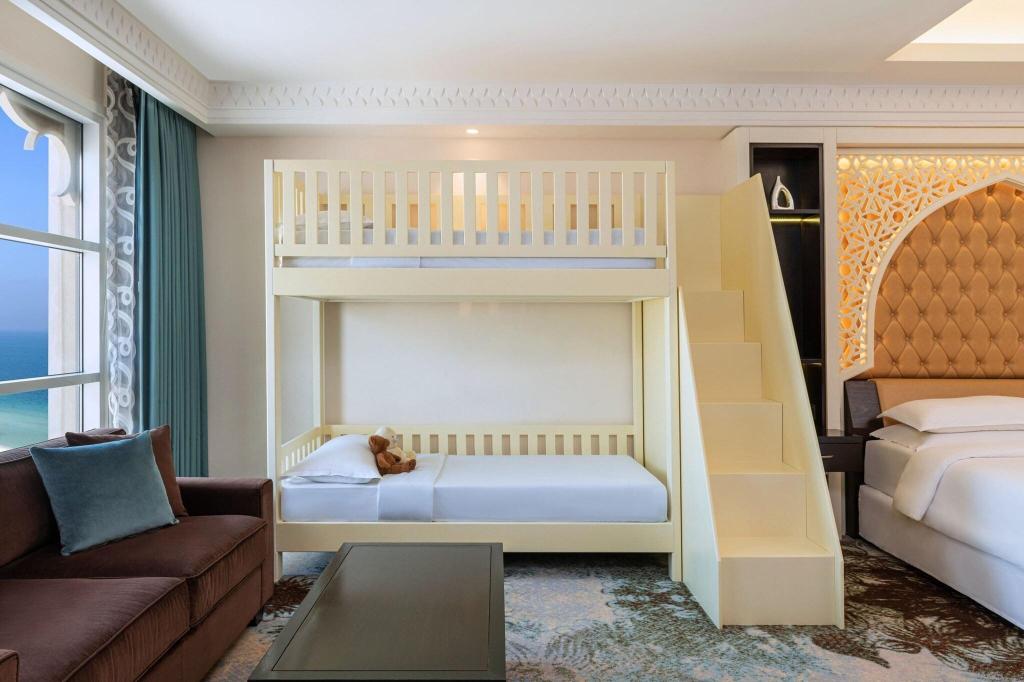 hotel-thumb