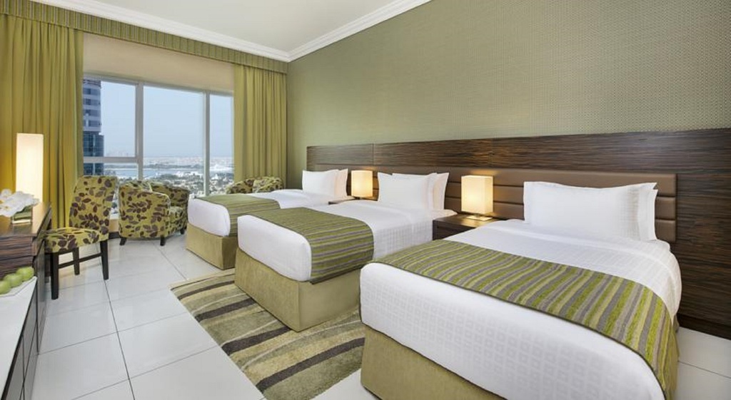 hotel-thumb