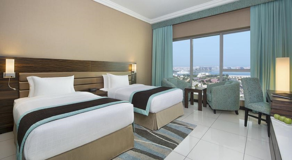 hotel-thumb