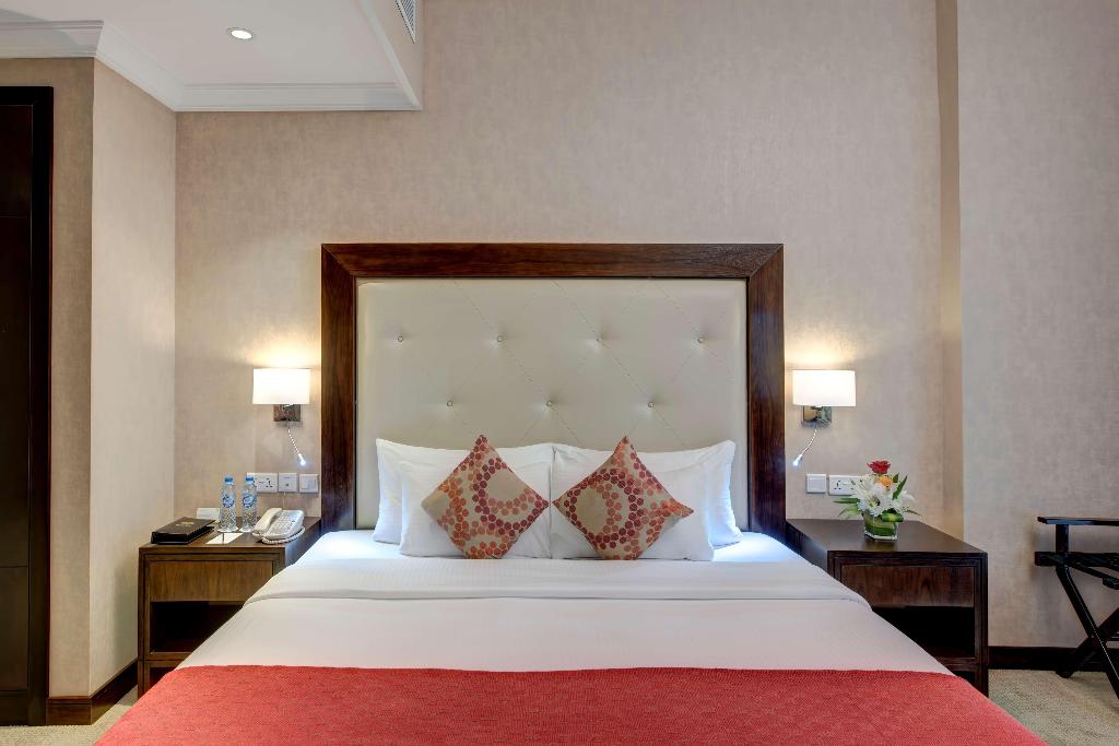 hotel-thumb