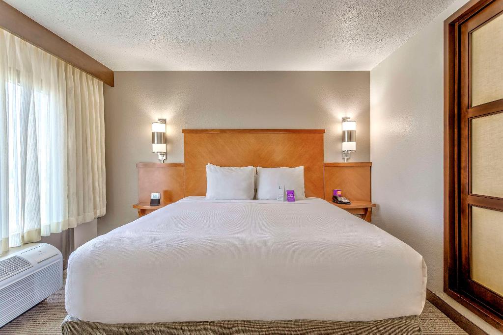 Hyatt Place Overland Park Conv Cntr