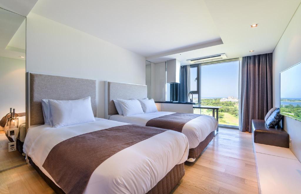 Brown Suites Jeju Hotel Resort - General view