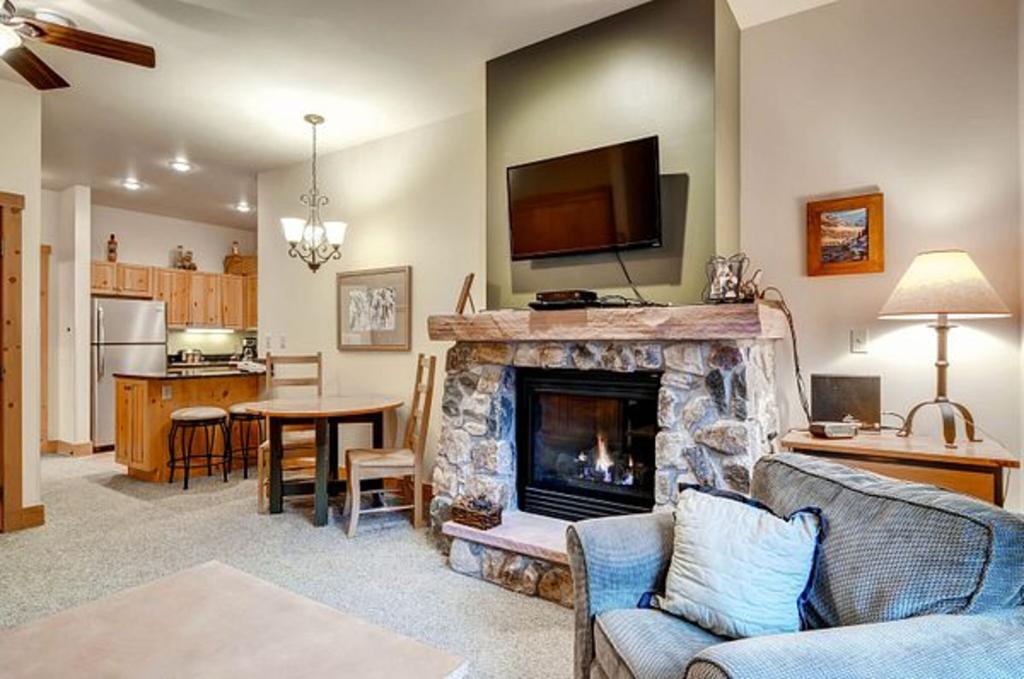 Expedition Station Condos by Vail Resorts