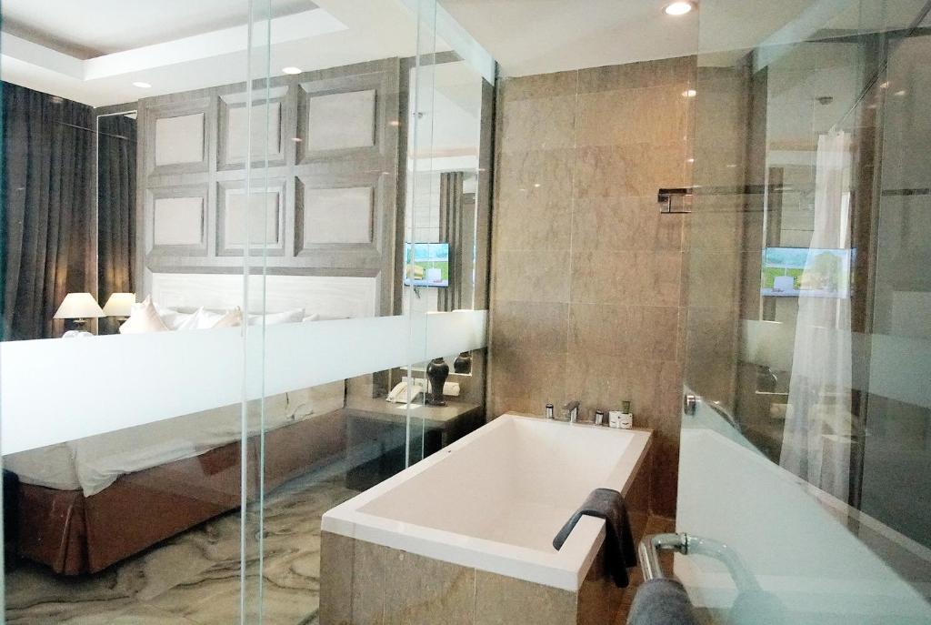 ASTON Lampung City Hotel