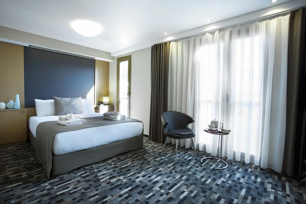 Tan Hotel