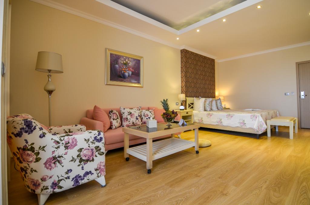 Phoenicia Luxury