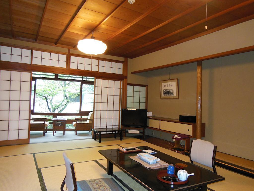 Tsutaya Ryokan