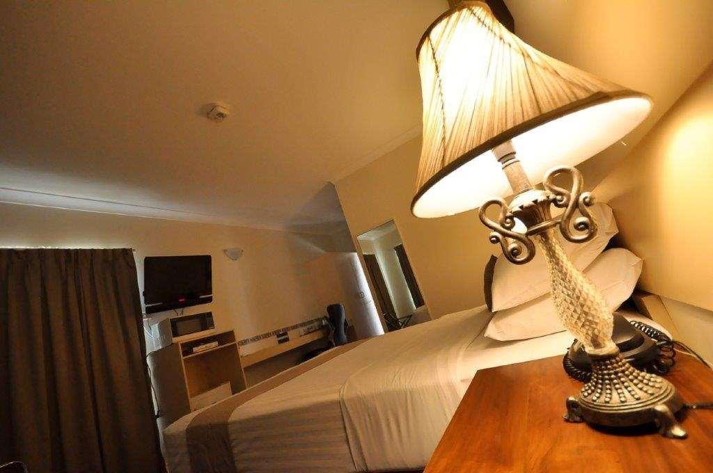 Emerald Maraboon Motor Inn