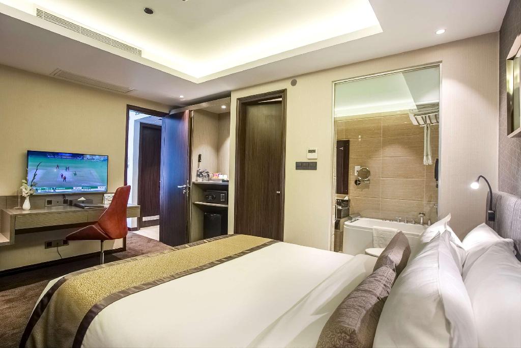Best Western Plus Maple Leaf