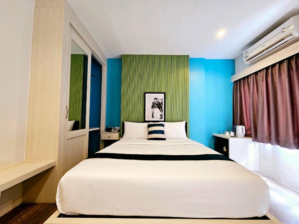 iCheck inn Chill Patong