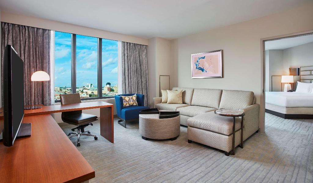 hotel-thumb