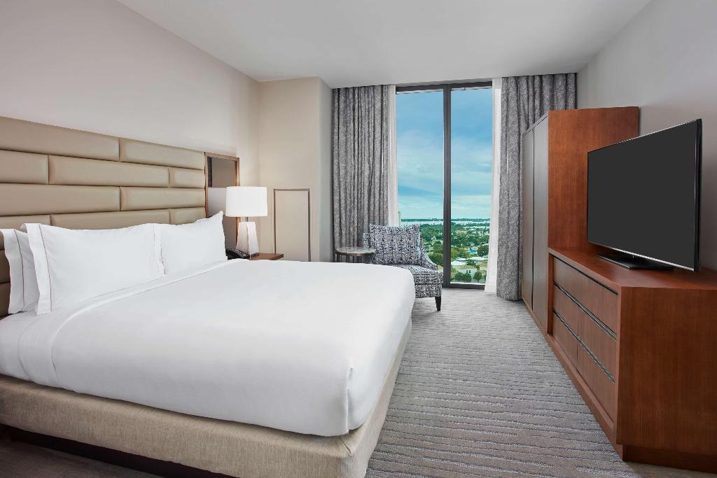 hotel-thumb