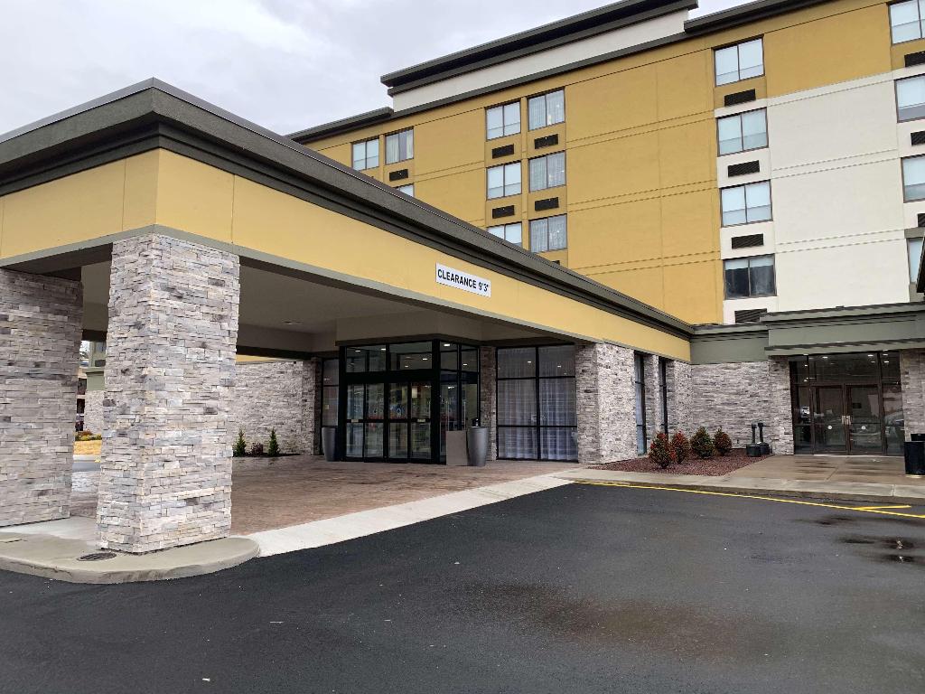 Best Western Plus Fort Saskatchewan Inn & Suites