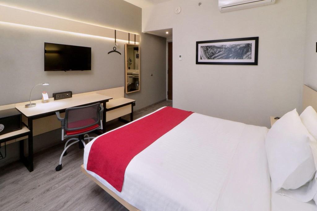 City Plus By Marriott Monterrey Galerias