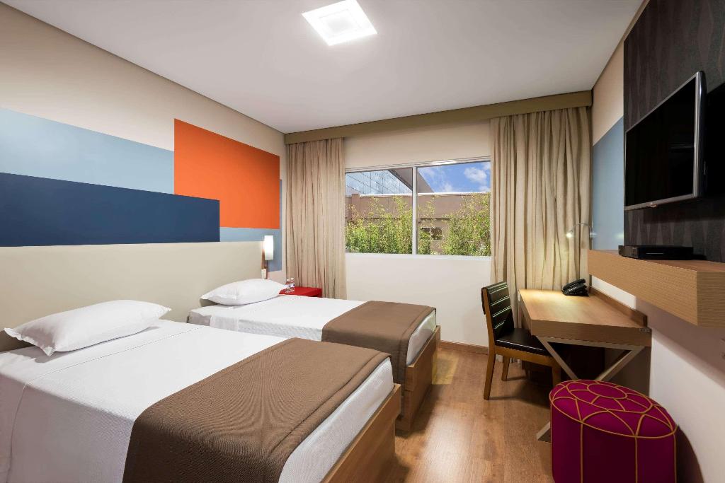 hotel-thumb