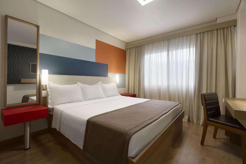 hotel-thumb