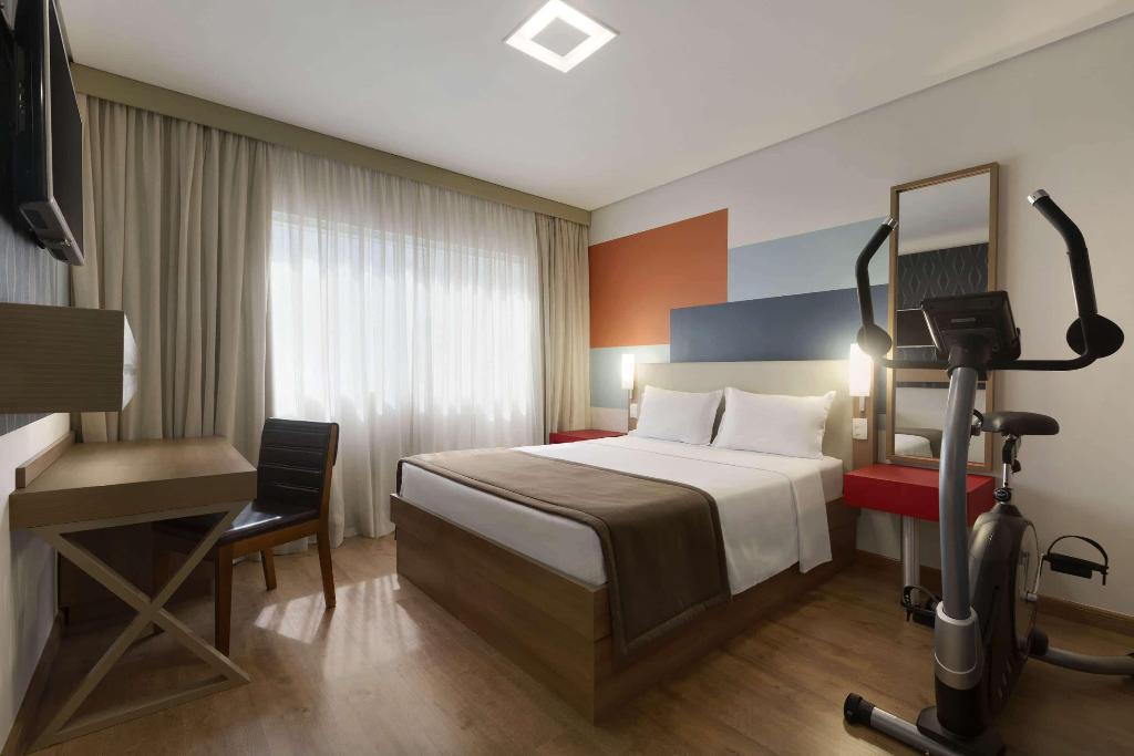 hotel-thumb