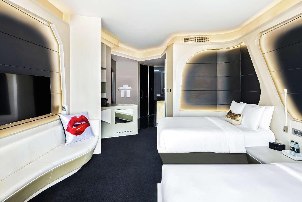 hotel-thumb