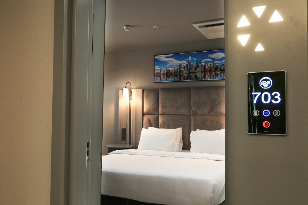 Pasaport Pier Hotel