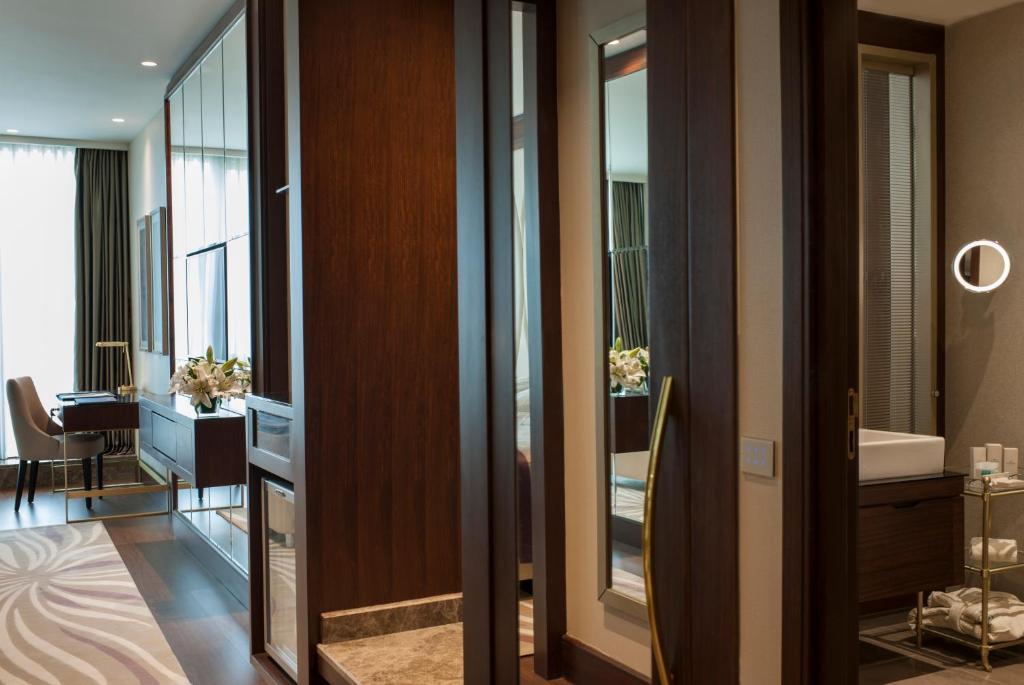 Elite World Grand İstanbul Basın Ekspres Hotel