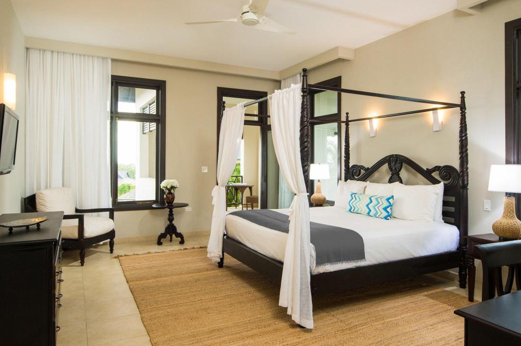 The Cliff Hotel