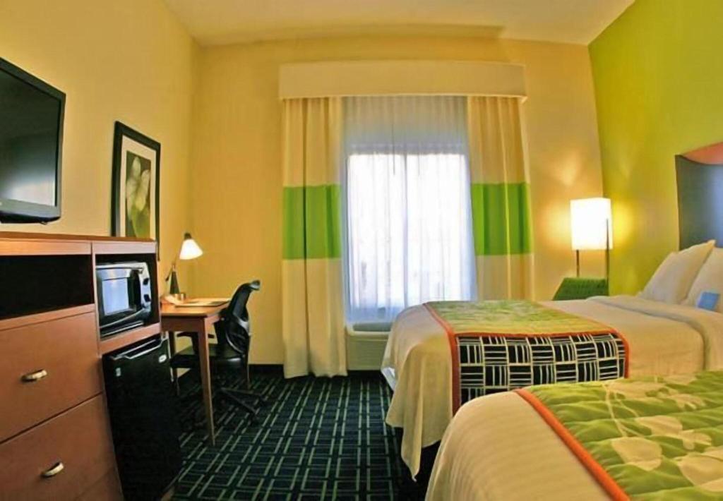 Fairfield Inn & Suites Brunswick