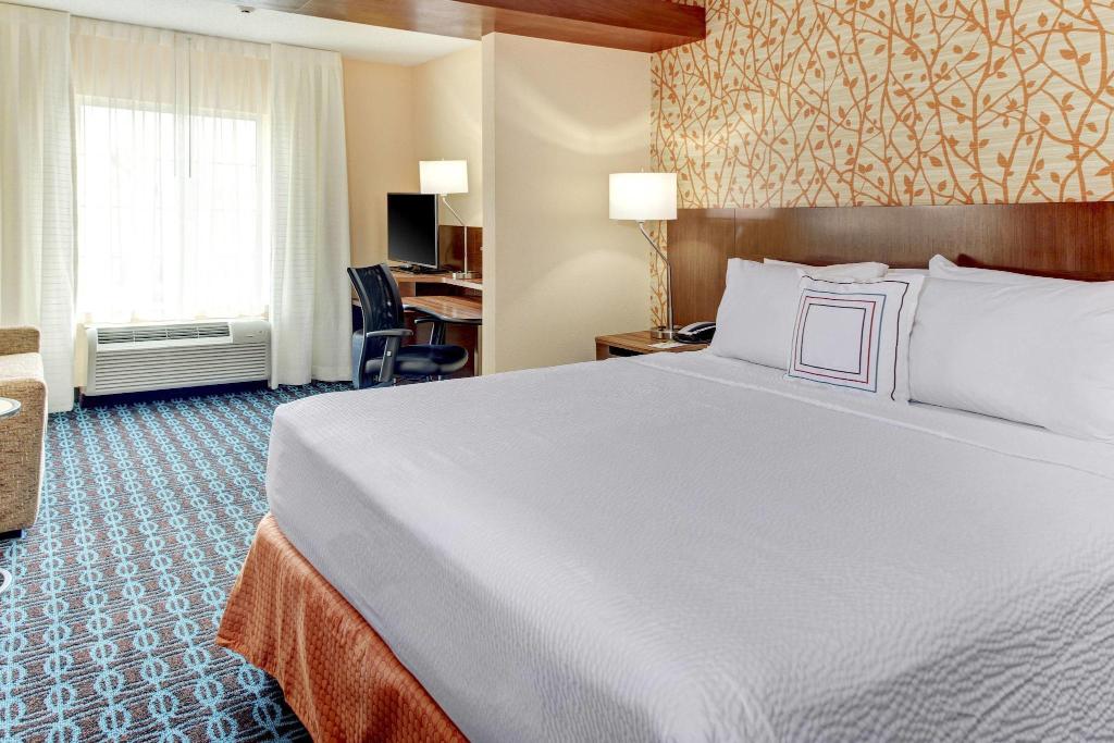 Fairfield Inn & Suites Cape Cod Hyannis