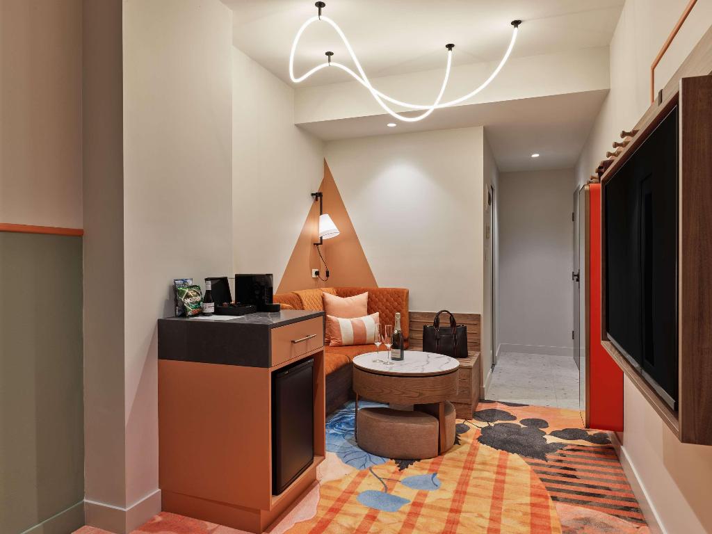 The Clarence Hotel Sydney