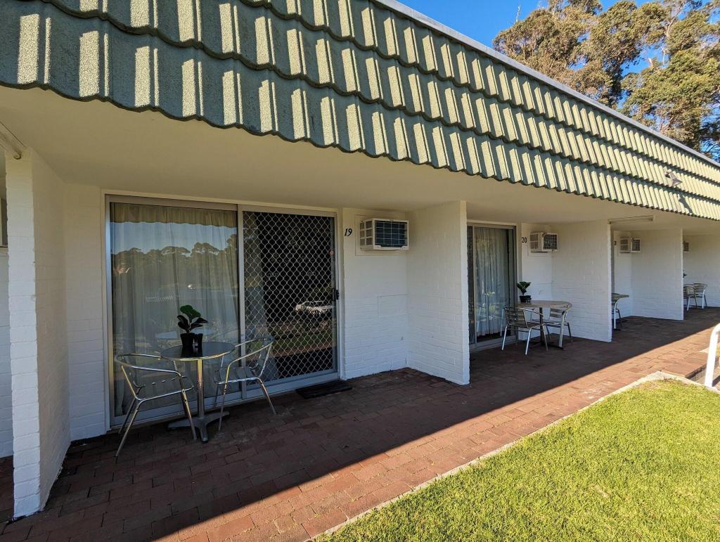 Gloucester Motel