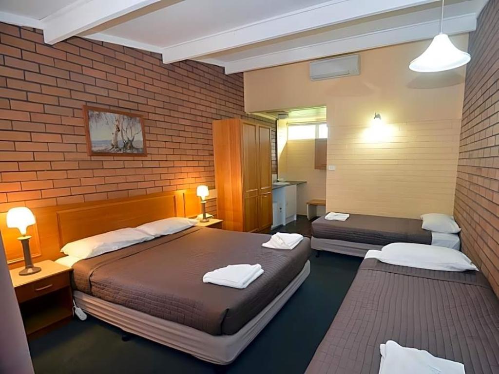 Parkview Motor Inn