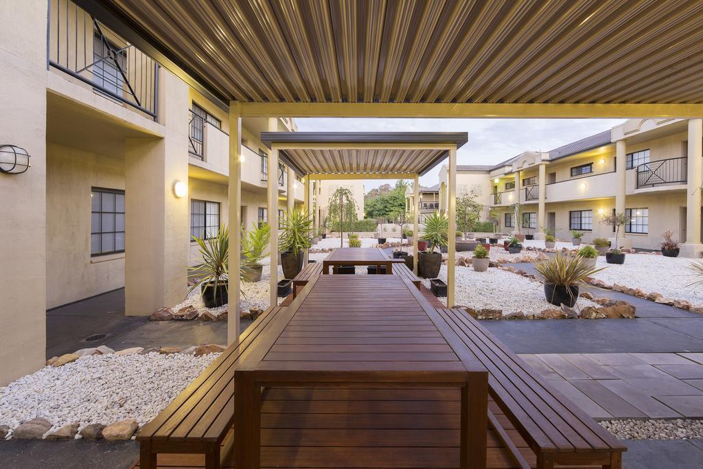 Canberra Parklands Central Apartment Hotel photo 7