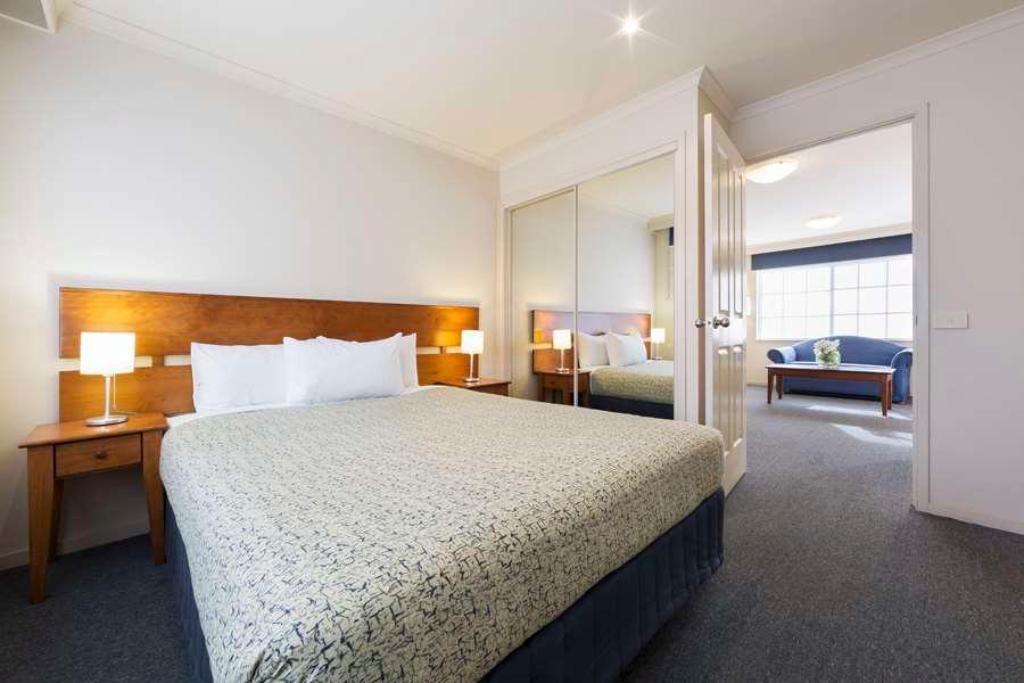 Canberra Parklands Central Apartment Hotel photo 16