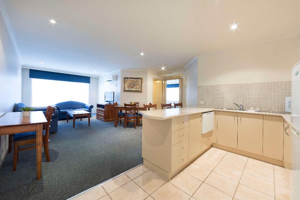 Canberra Parklands Central Apartment Hotel photo 13