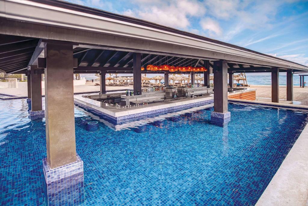 Royalton Blue Waters photo 91