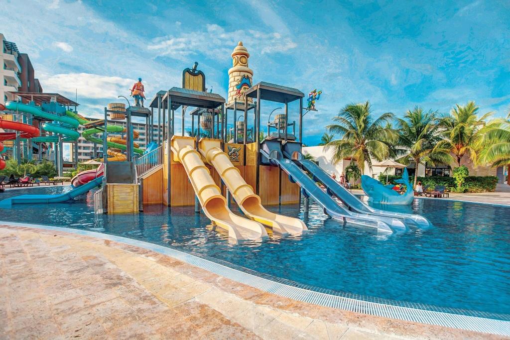 Royalton Blue Waters photo 75