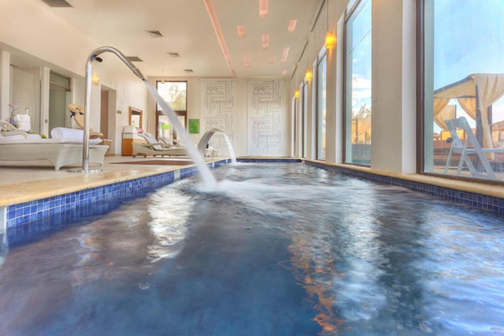 Royalton Blue Waters photo 344