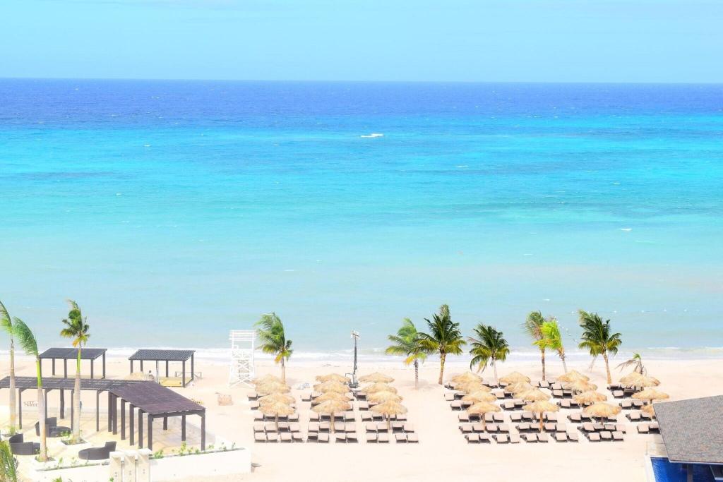 Royalton Blue Waters photo 337