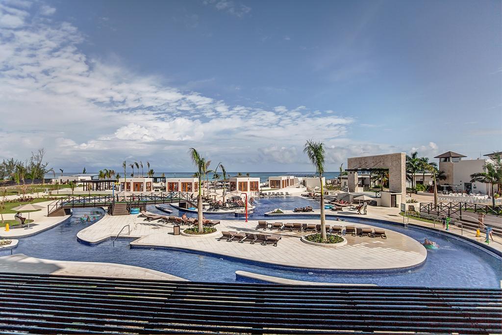 Royalton Blue Waters photo 253