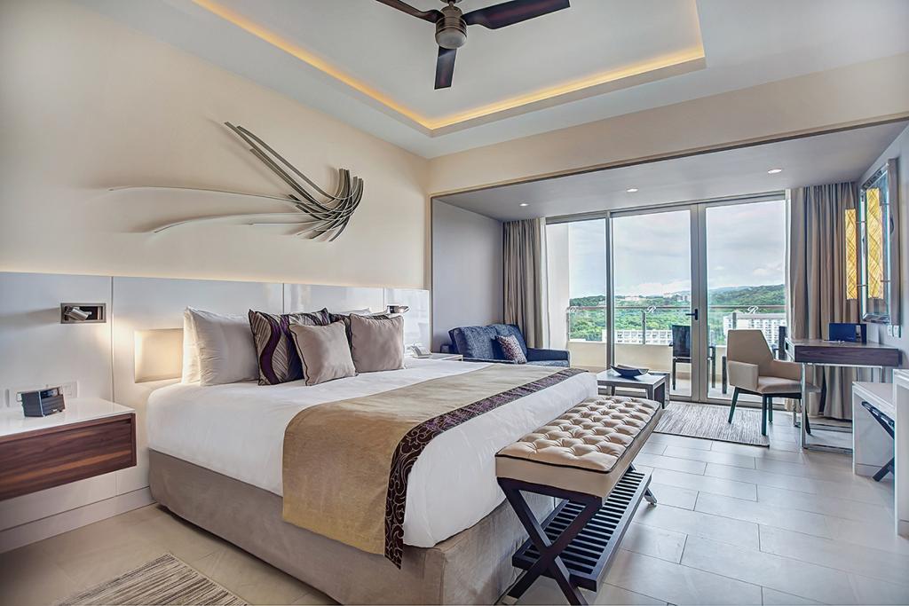 Royalton Blue Waters photo 73