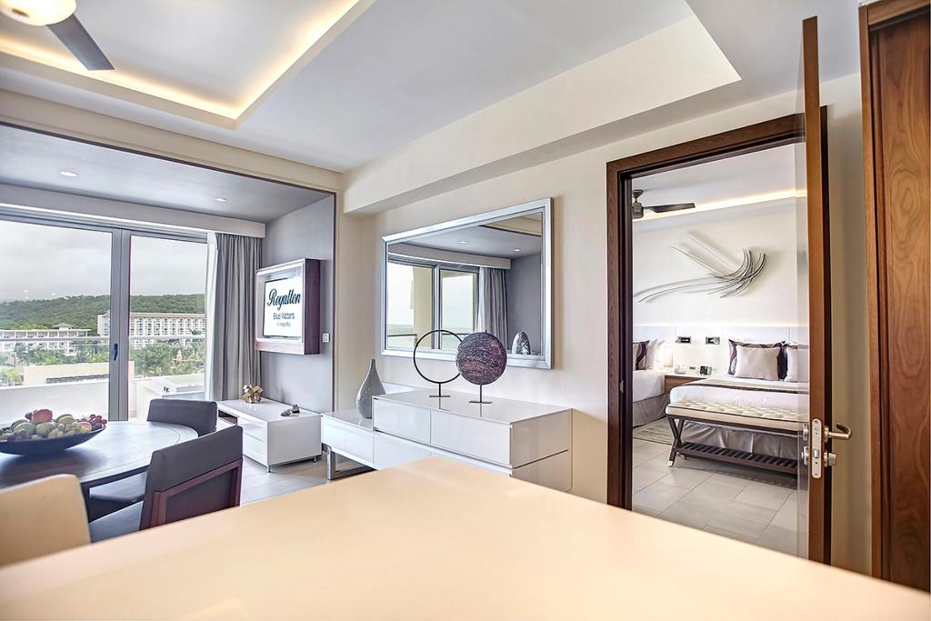 Royalton Blue Waters photo 24