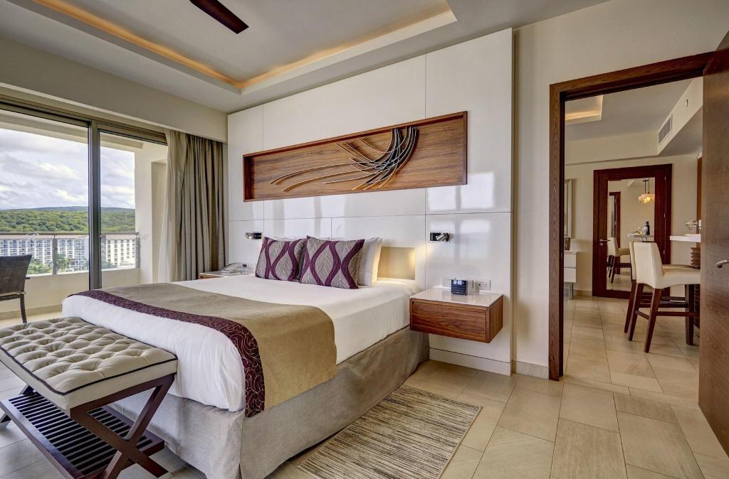 Royalton Blue Waters photo 155