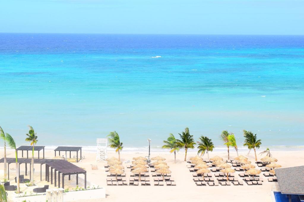 Royalton Blue Waters photo 259