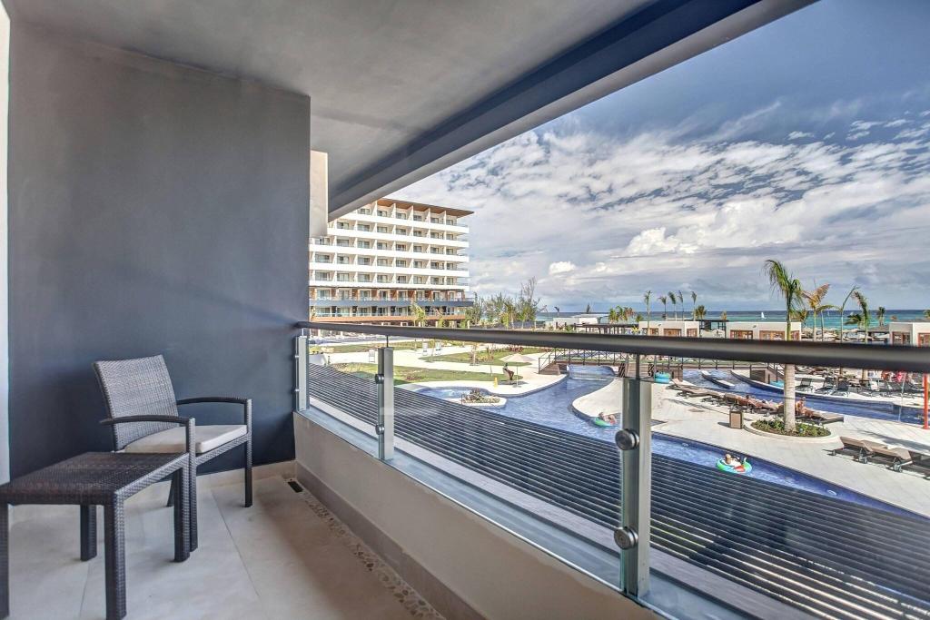 Royalton Blue Waters photo 183